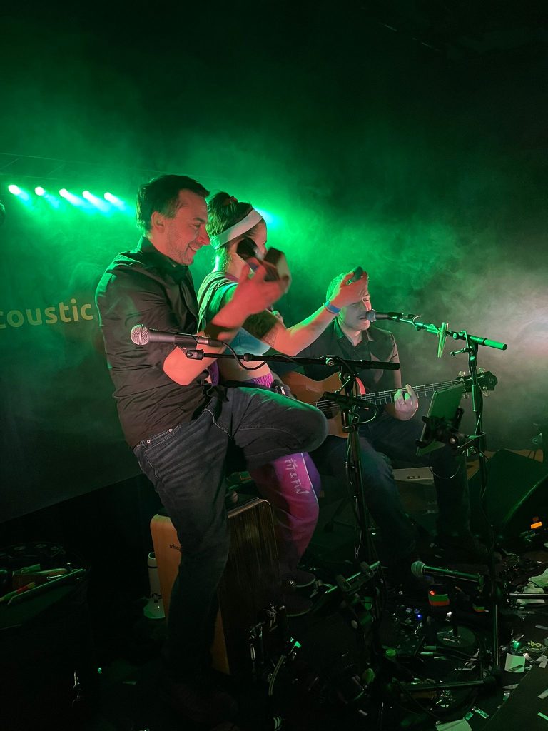 Die Liveband "acoustic project" sorgte für ausgelassene Stimmung.
