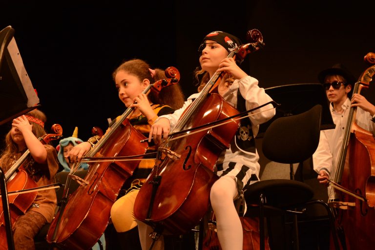 Das Kinderorchester verzauberte die Gäste mit ihrem Auftritt.