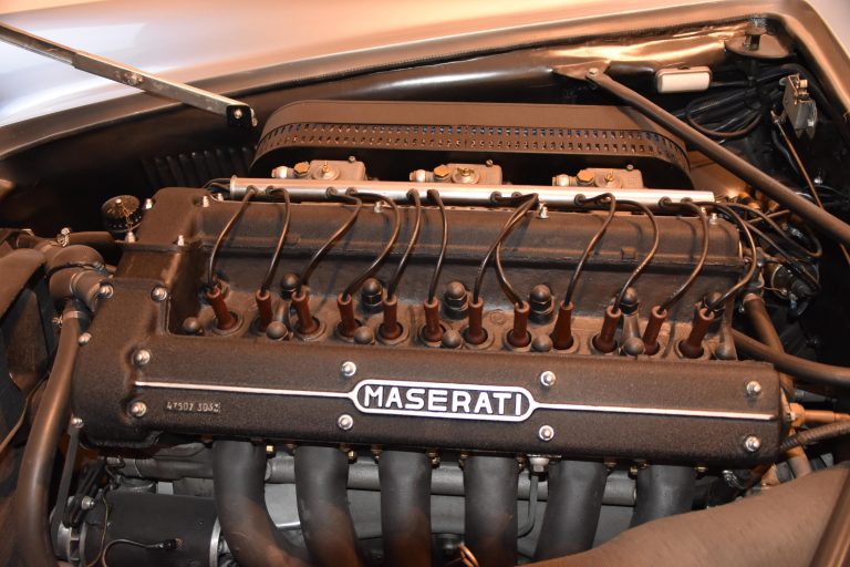 Ein Einblick ins Innenleben eines Maserati-Zwölfzylinders.