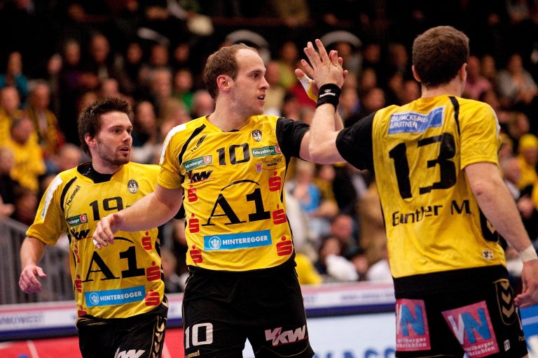 In den sieben Saisonen bei Bregenz Handball holte Schlinger sechs HLA-Titel, feierte zwei Cupsiege und erzielte insgesamt 1308 Ligatore. <span class="copyright">VN/Archiv</span>