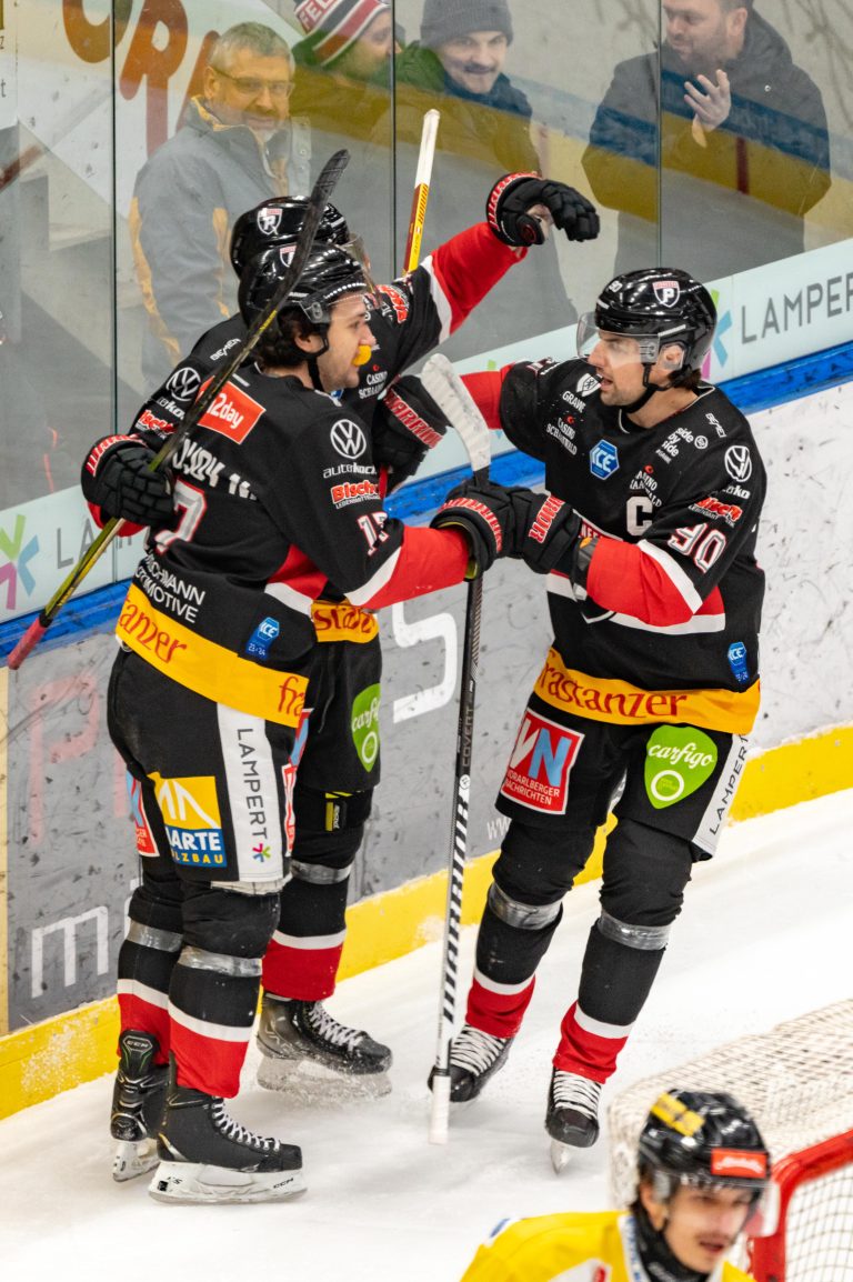 Ein Overtime-Sieg gegen Wien brachte die Pioneers in eine gute Ausgangsposition. <span class="copyright">Stiplovsek</span>