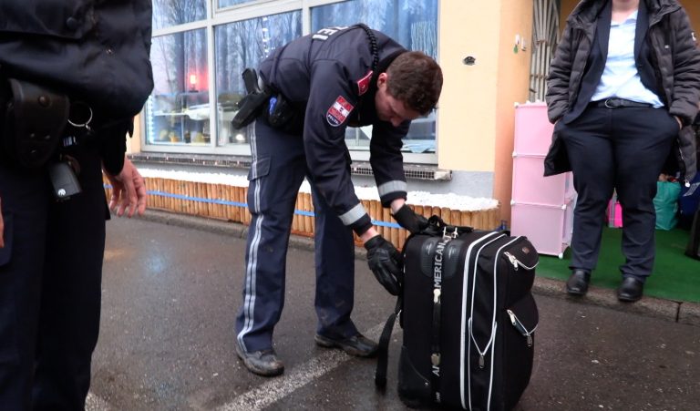 Bei der Hausdurchsuchung in Hörbranz stellte die Polizei zahlreiches Diebesgut sicher.<span class="copyright"> m. shourot</span>