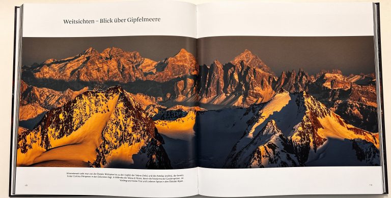 Weitsichten - Blick über Gipfelmeere. <span class="copyright">heinz zak/tyrolia verlag</span>