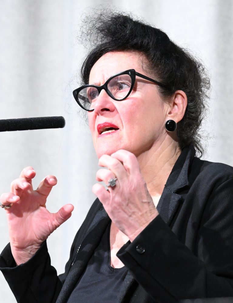 Elisabeth Schweeger hat die künstlerische Gesamtleitung inne. <span class="copyright">APA/BARBARA GINDL</span>