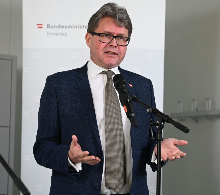 Minister Martin Polaschek hat entschieden. Es wird eine Neuausschreibung für die Leitung der Pädagogischen Hochschule geben. <span class="copyright">APA</span>