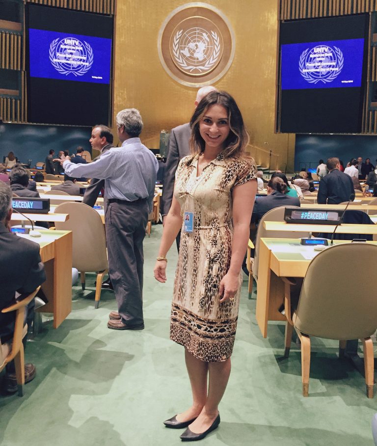 Als Mitarbeiterin der UNDP nahm Aida Balamaci an wichtigen Konferenzen teil.