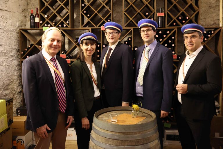 Der neue Philistervorstand (v. l. n. r.): Dr. Wolfgang Matt, Tanja Handle, Dr. Gerhard Köhle, Mag. Leo Ladner, Peter Stieger. <span class="copyright">KMV Clunia/Meusburger</span>
