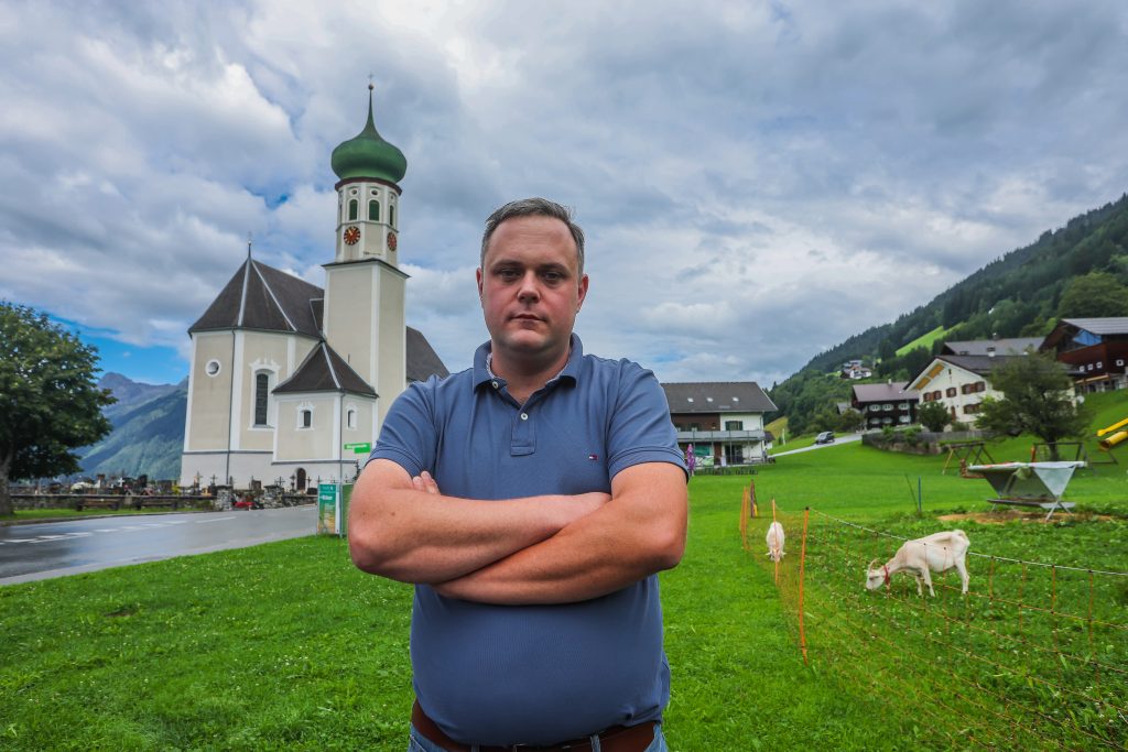 Video: Mutmaßliche Wolfssichtung mitten in Bludenz!