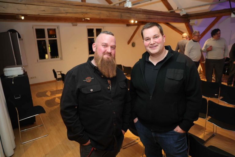 Dominik Tenschert und David Hois in Nenzing.