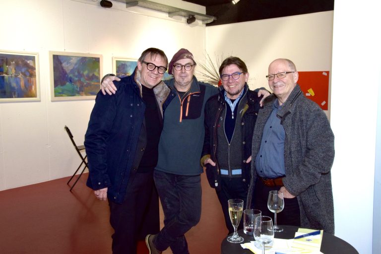 LAbg. Christoph Thoma (l.) mit drei Künstlern, der Reihe nach: Tom Josepf, Wilhelm Schramm und Kurt Bonner.