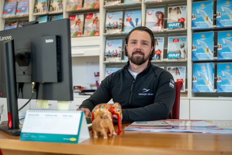 „Im Jänner herrscht bei uns Hochbetrieb", sagt Reiseexperte Niklas Herburger.