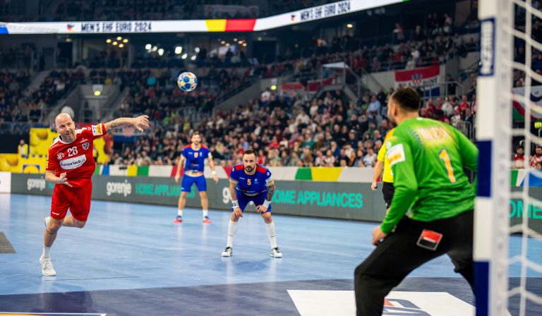 Bei der EURO 2024 verwertete Robert Weber 15 seiner 16 Siebenmeter und erreichte damit eine unglaubliche Quote an 93,8 Prozent. <span class="copyright">GEPA</span>