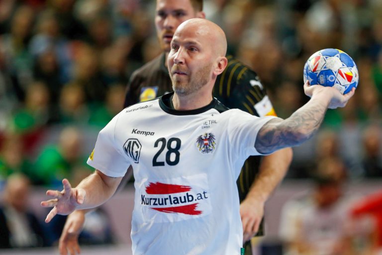 Robert Weber ist mit seiner Erfahrung enorm wichtig für das österreichische Spiel. Die EUR0 ist sein zehntes Großereignis. <span class="copyright">Gepa</span>