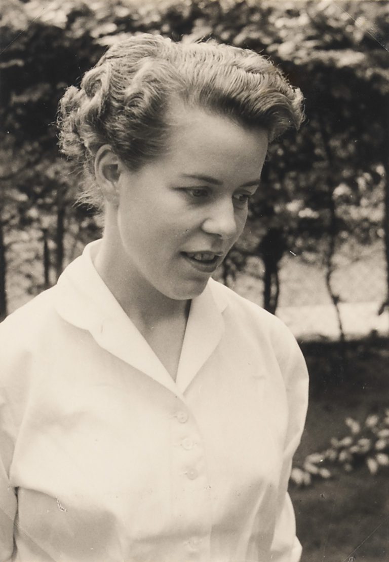 Ein Foto von Gisela Spitzar aus dem Jahr 1956. 