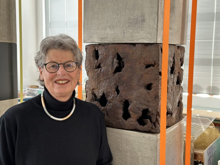 Heidi Comploj hat ihr Spektrum an künstlerischen Techniken permanent erweitert.