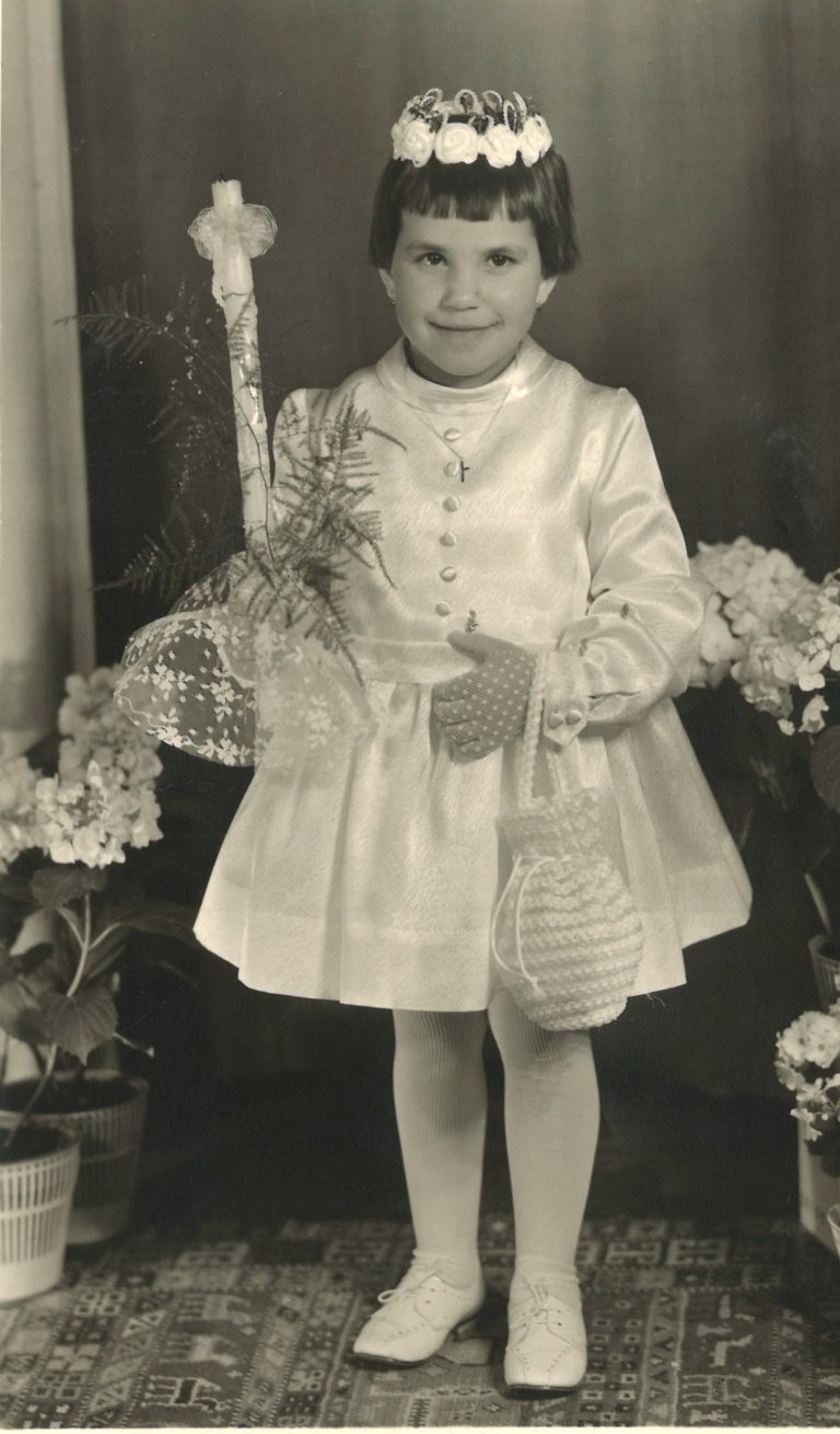 Ilse als Erstkommunikantin.