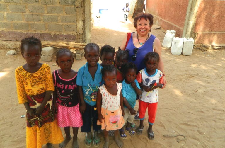 Ihr soziales Engagement führte sie schon mehrmals in den Senegal.