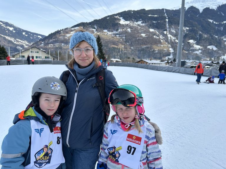 Johanna Reisenhofer mit Erik und Josefine.