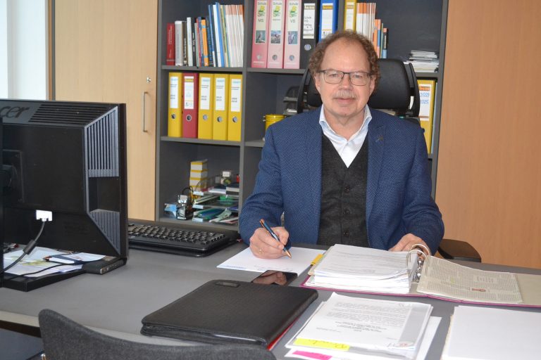 Florian Kasseroler ist seit 20 Jahren Bürgermeister.  EM (2)