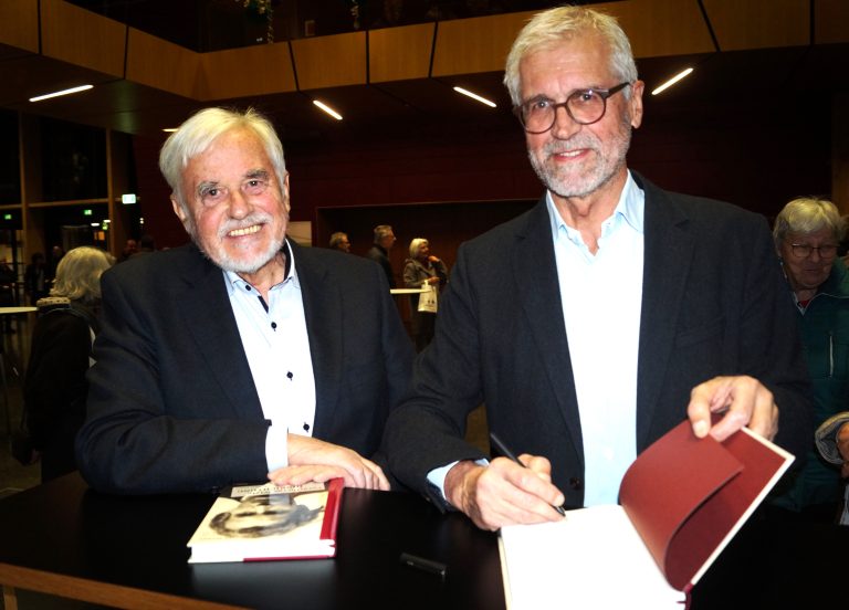 Landesgerichtspräsident a. D. Alfons Dür und Autor Harald Walser. <span class="copyright">Yasmin Ritter</span>