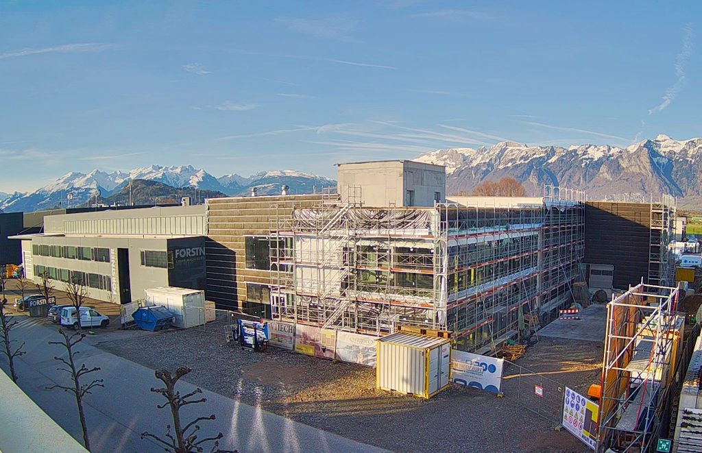 Gute Aussichten: Maschinenbauer schafft Platz für Innovation und Expansion