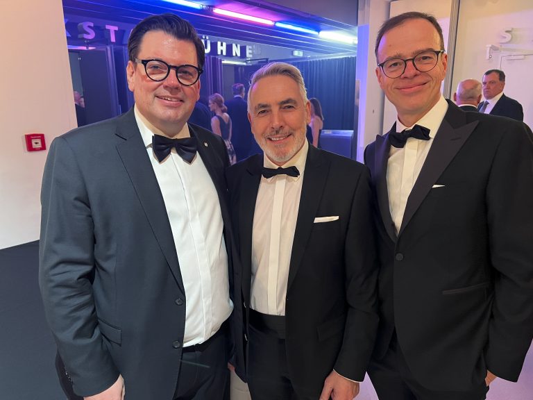 Neue Ehrensenatsräte Stefan Vetter, Wolfgang Folie und Valentin Huber-Sannwald.