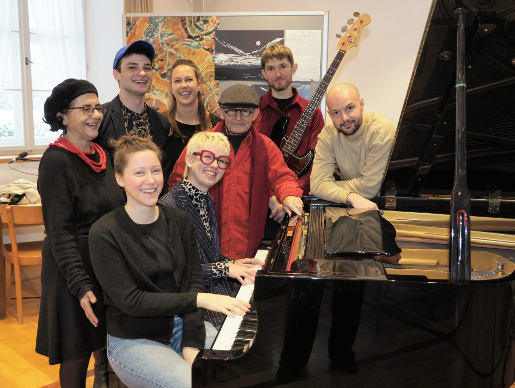 Tanz, Musik, Lesung und Rede