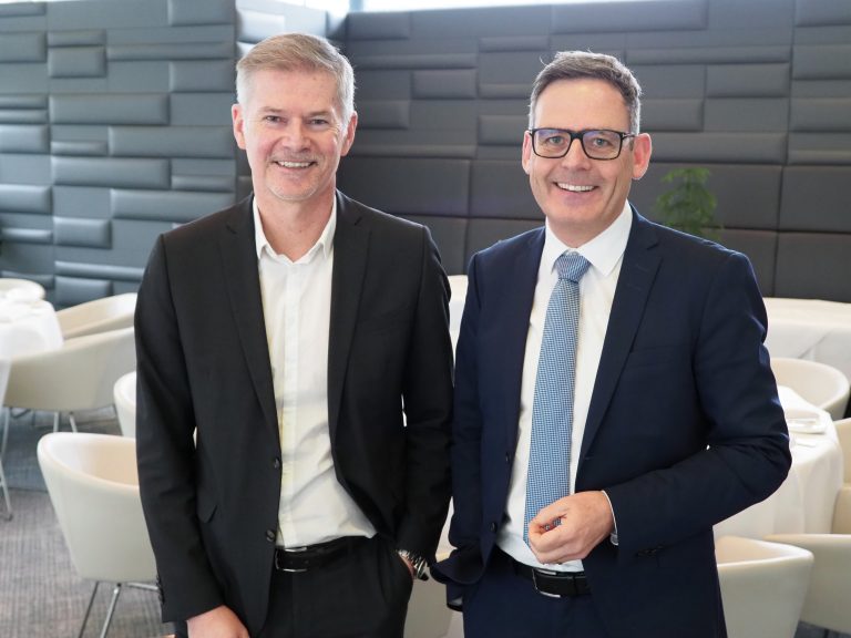 Casino-Direktor Bernhard Moosbrugger und Honorarkonsul Harald Gohm (Niederlande).