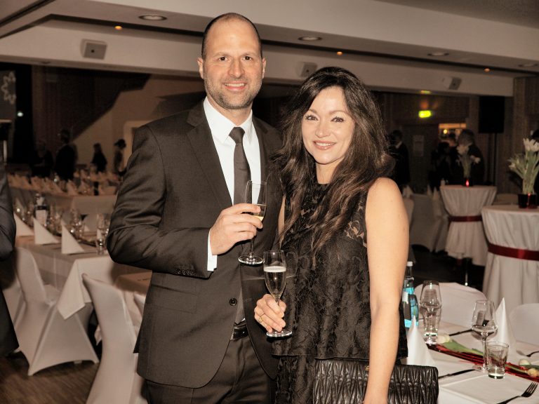 Wirtschaftslandesrat Marco Tittler mit Simone.