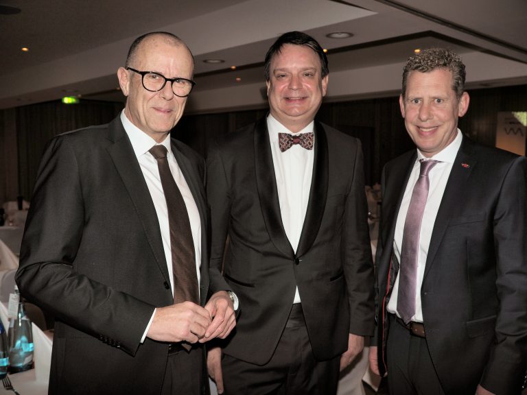 Bürgermeister Walter Gohm, Philipp Tomaselli und Bernhard Heinzle.