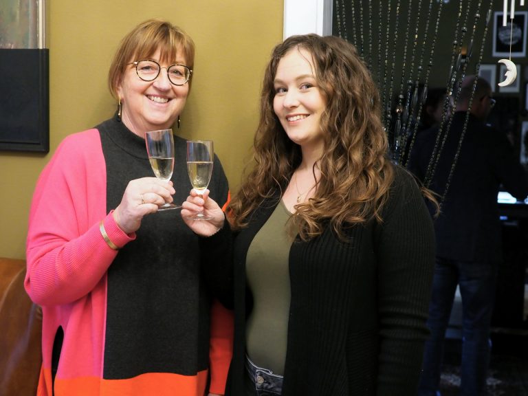 Ingeborg Sams und Kristina Becker.