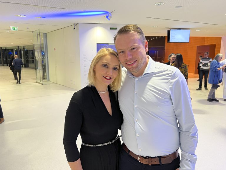 Renate Toplanaj und Fabian Fink (Stadtmarkt Dornbirn). <span class="copyright">franc</span>