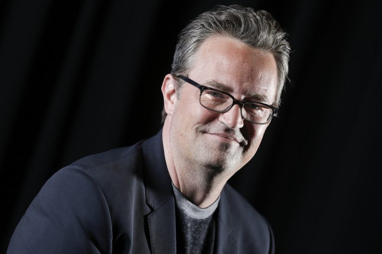 Matthew Perry starb 2023 im Alter von 54 Jahren - zum großen Schock seiner Fans.  <span class="copyright">Brian Ach/Invision/AP</span>
