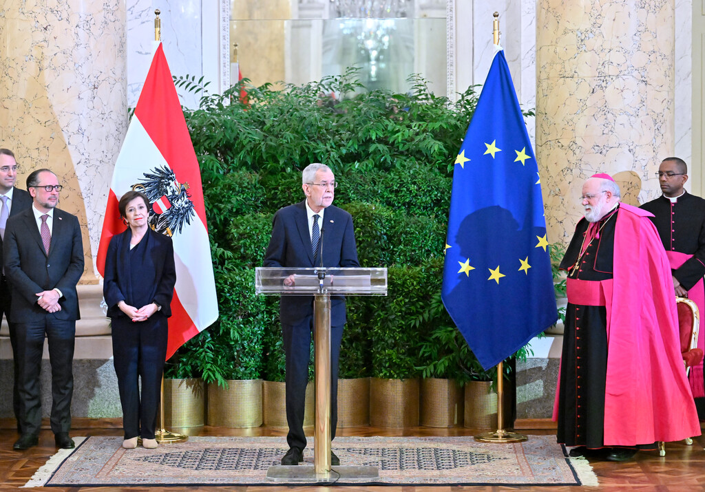 Politik in Kürze