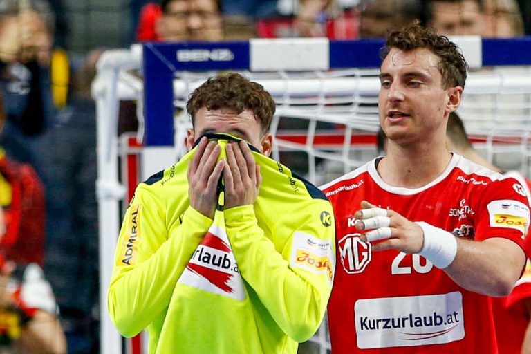 Ein Bild sagt mehr als viele Worte. Trotz überragenden Leistungen haben Österreichs Handballer bei der EURO 2024 in Deutschland das historisch beste Endresultat knapp verfehlt und mit dem achten Rang die Abschlussplatzierung von der Heim-EM 2020 eingestellt. GEPA