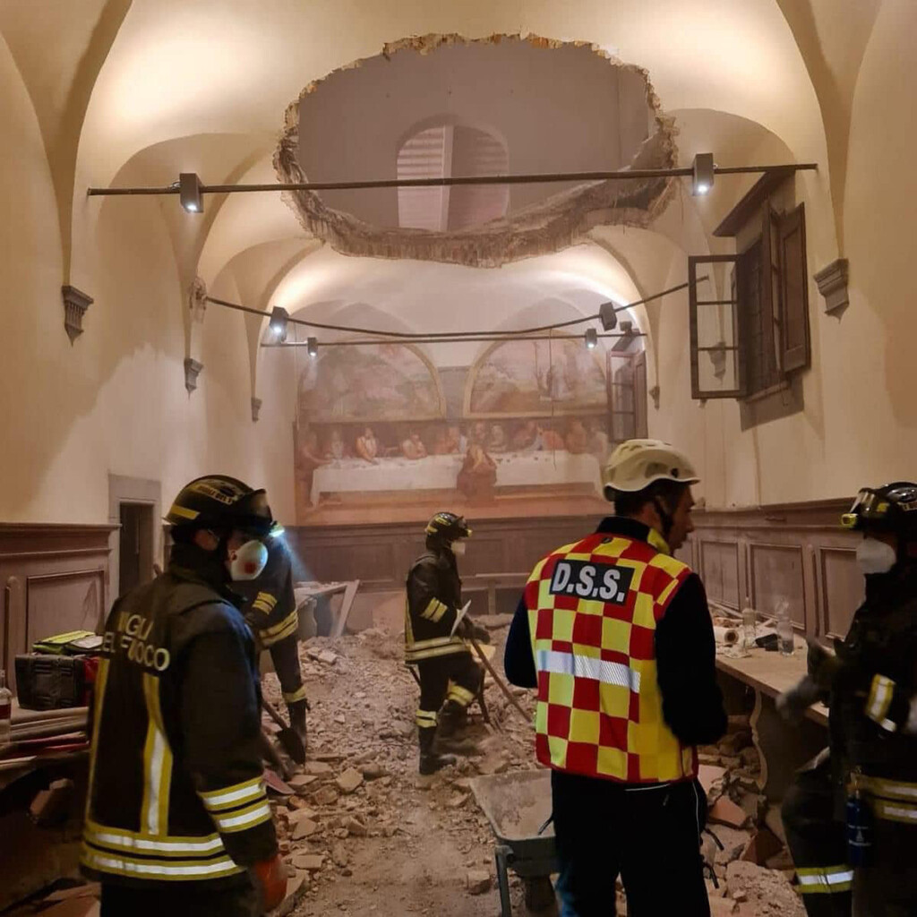 Boden stürzt ein: Viele Verletzte bei Hochzeitsfeier in Toskana