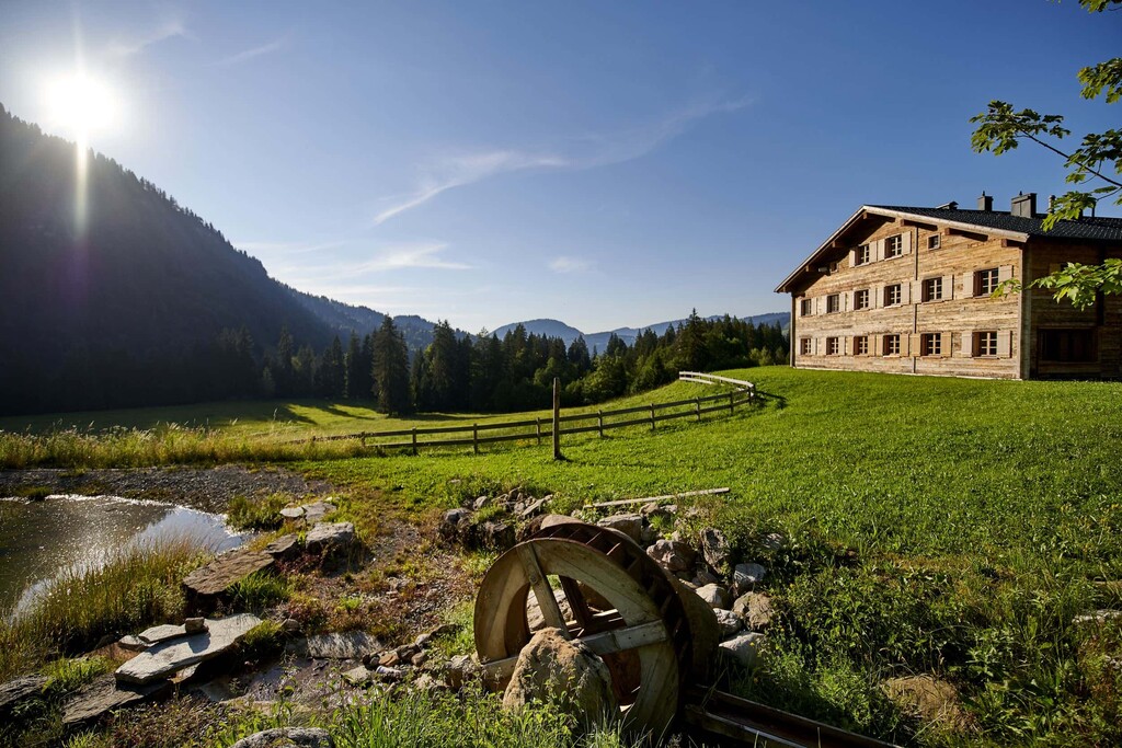 Industrieller Christian Beer will umstrittene Luxus-Alpe in Sibratsgfäll kaufen. »A3