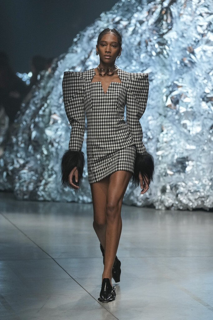 Breite Schulterpartie