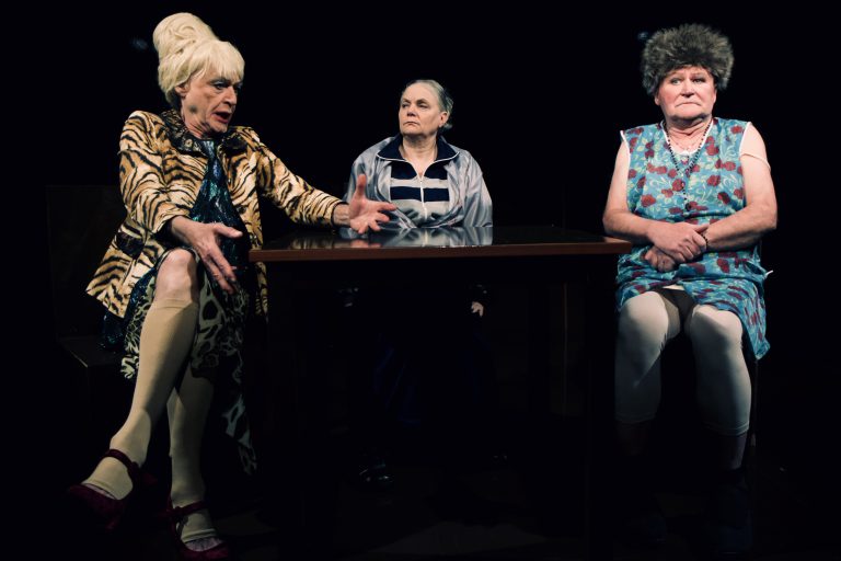 "Die Präsidentinnen" von Werner Schwab in einer Aufführung des Theaters Wagabunt. <span class="copyright">Caro Stark</span>
