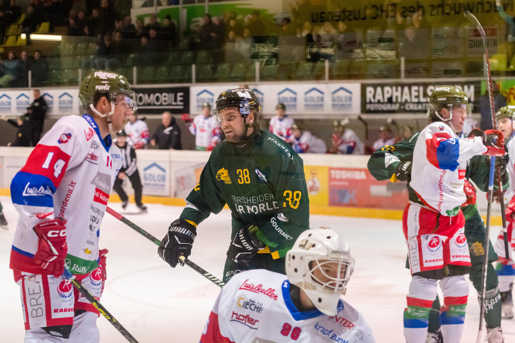 EHC setzt im Saisonfinale auf Verstärkung