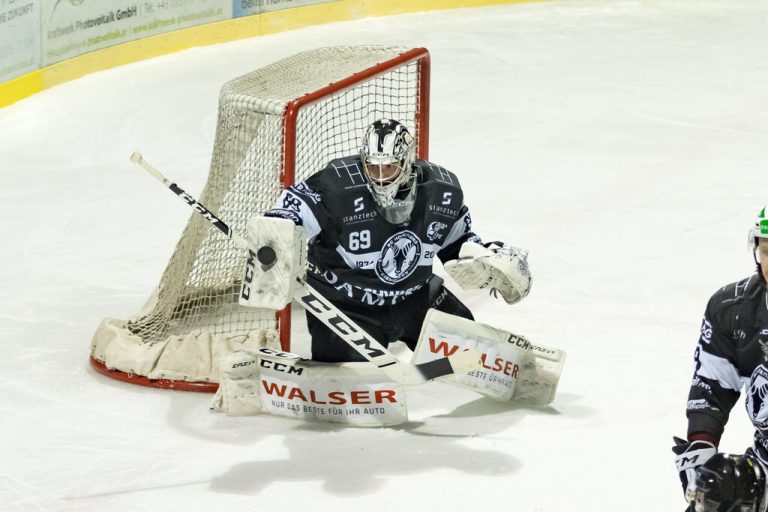 Karlo Skec musste nur zehn DEC-Schüsse parieren und feierte einen Shutout.Stiplovsek