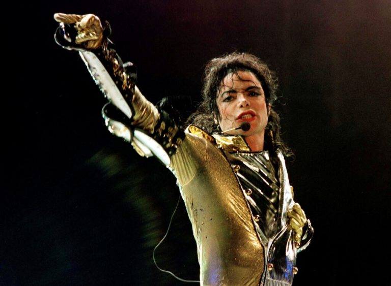 Neu scheint etwa die Namensnennungen von Michael Jackson zu sein. Reutrs