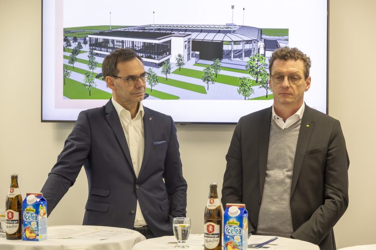 Landeshauptmann Markus Wallner (links) sowie Markus Giesinger, Bürgermeister von Altach. <span class="copyright">Paulitsch</span>