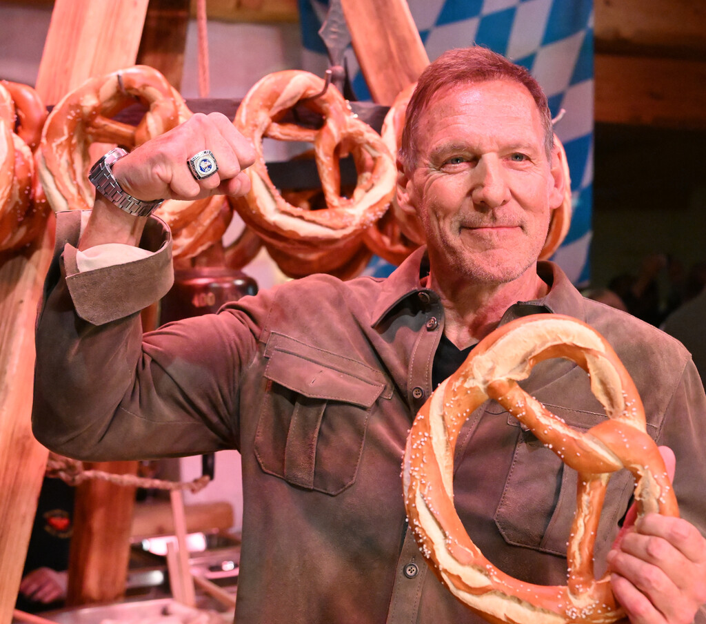 „Arnie“-Uhr brachte 270.000 Euro ein