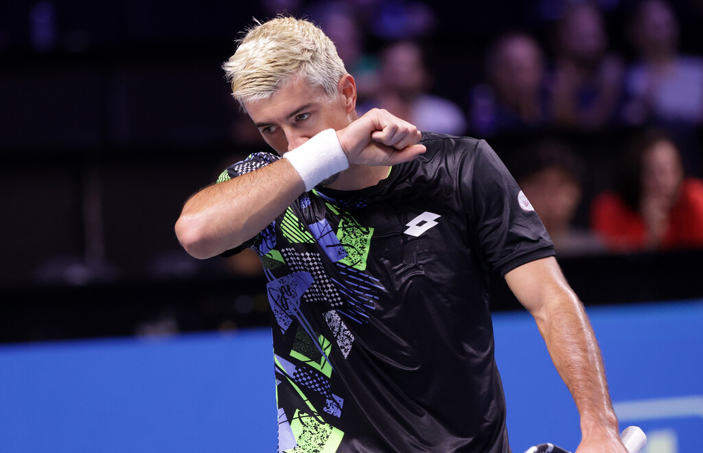 Ofner in Tiebreak-Krimi gegen Struff weiter