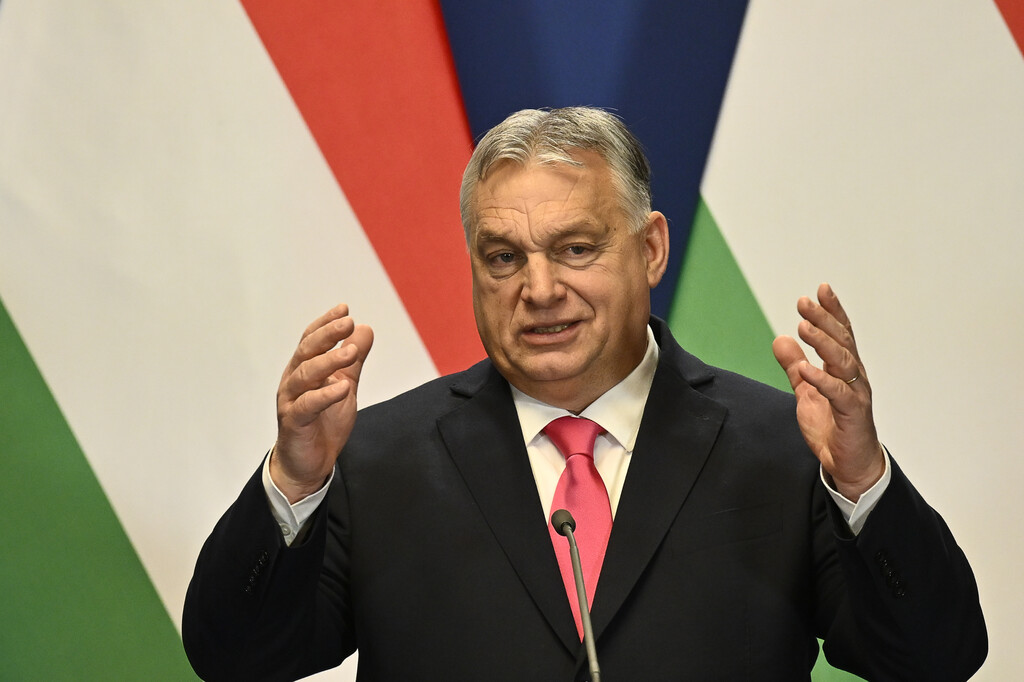 Politik in Kürze