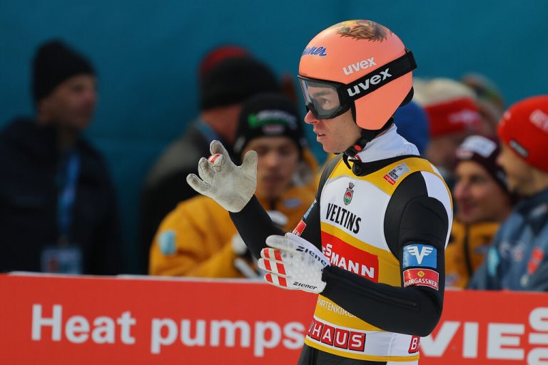 Zwiespältige Gefühle bei Stefan Kraft nach dem sechsten Platz in Garmisch. Eigentlich war er mit seinen Sprüngen zufrieden, dennoch verlor er Punkte auf die Besten.gepa