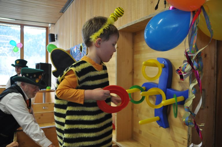 Manuel beim Spielen.