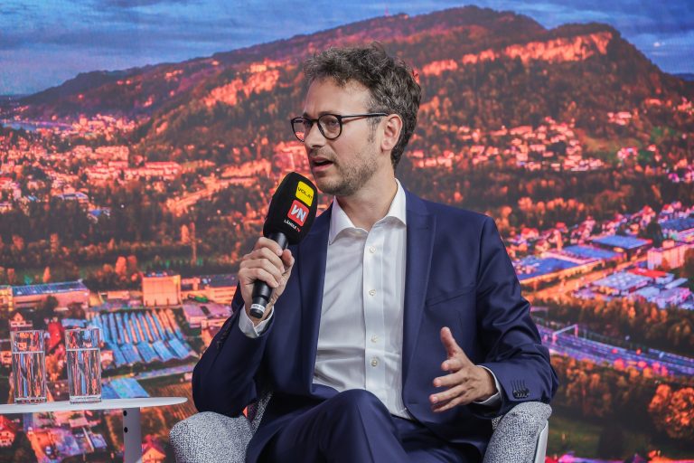 Daniel Zadra ist als Energie-Landesrat unter anderem für die Windkraft im Land inhaltlich zuständig. <span class="copyright">VN/Philipp Steurer</span>