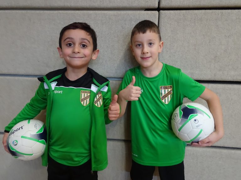 Auch die U7-Austrianer Ayaz und Samet waren begeistert vom Turnier. 